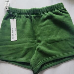 Aritzia TNA size medium cozy fleece